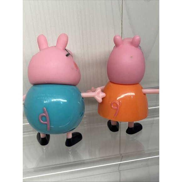 Peppa Pig Family Set Daddy Peppa George Mummy Tourist Figures Cake Topper’s x 5 - Picture 16 of 16